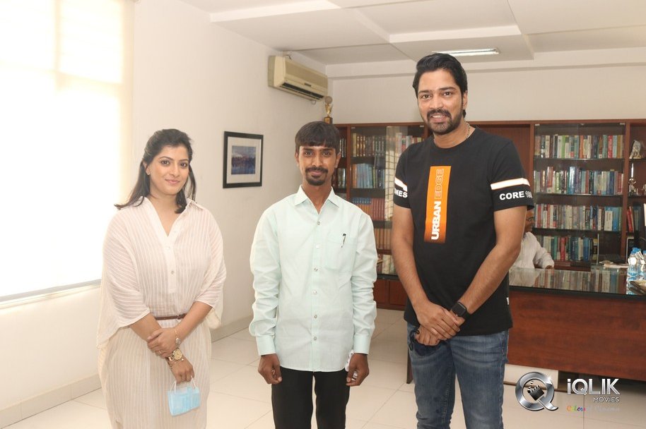 Naandhi-Team-at-Guntur-Success-Meet-